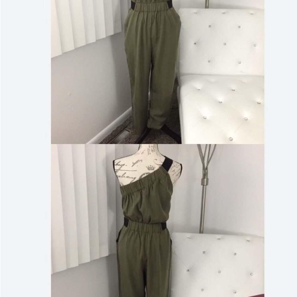 Maeve one-shoulder green with black jumpsuit. - Picture 5 of 5
